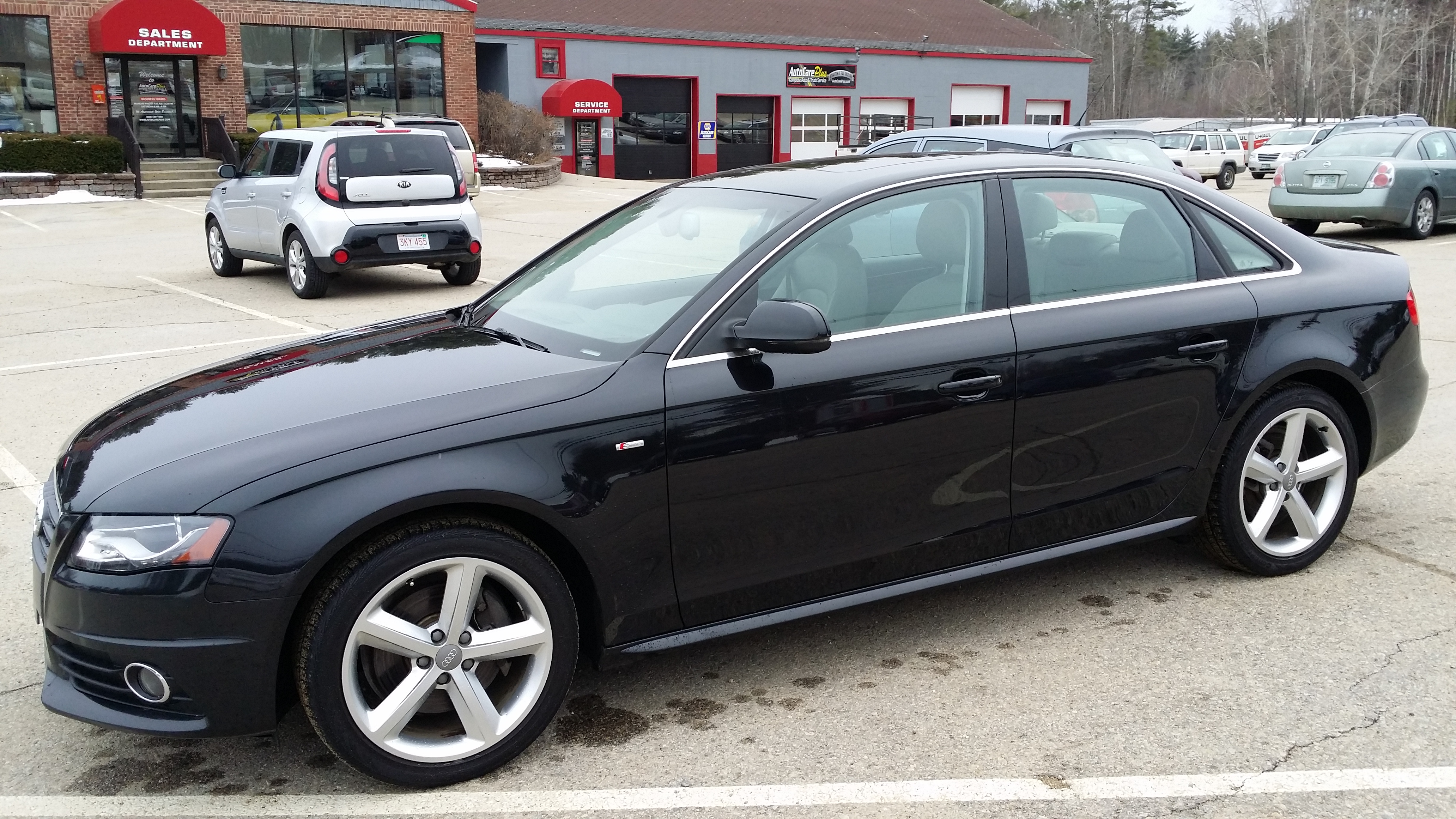 Audi a4 черная